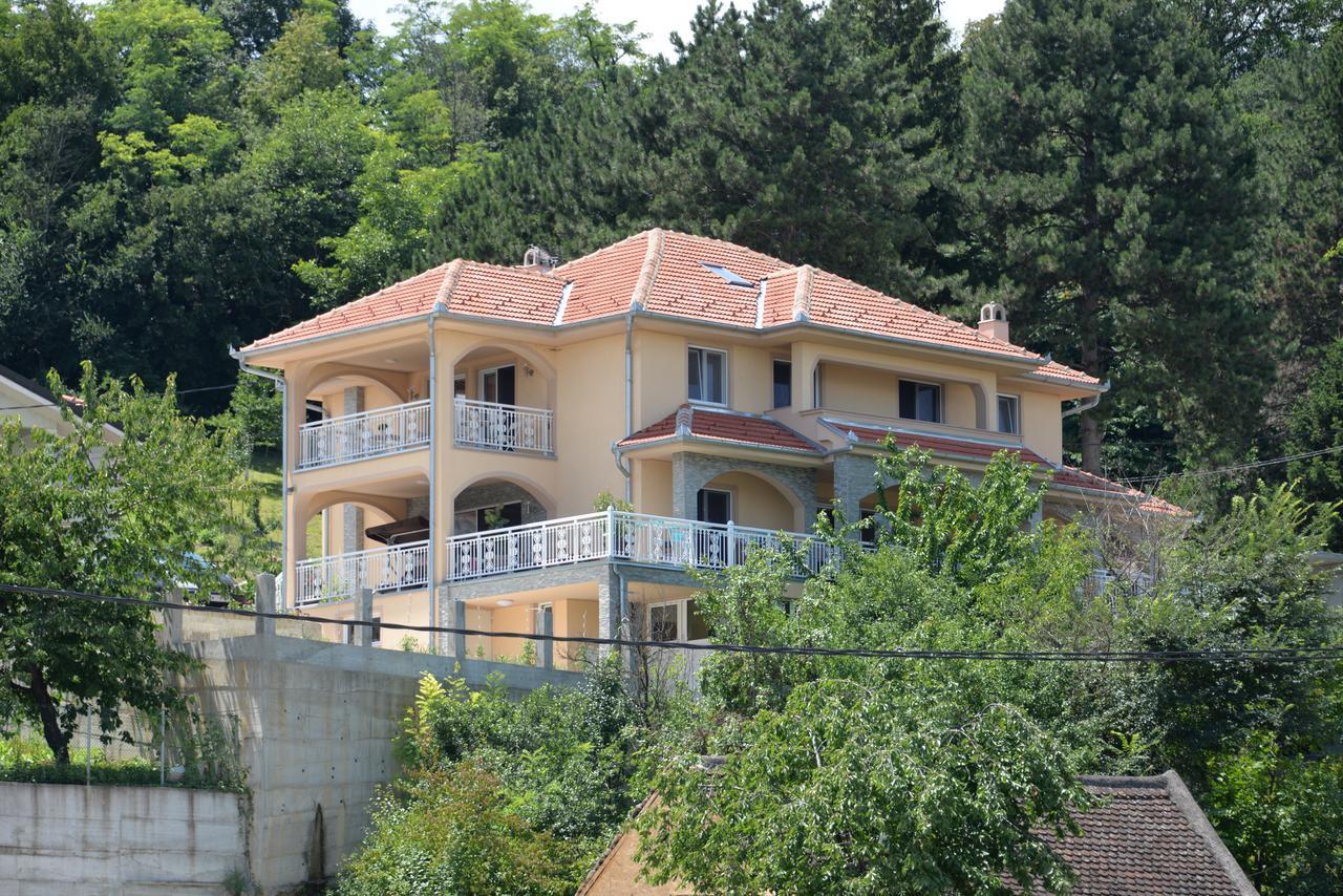 Apartmani "Marija" Голубац Екстериор снимка